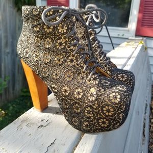 Jeffrey Campbell Litas